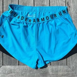 Women’s Size XL underarmour shorts (does not have a liner) GUC